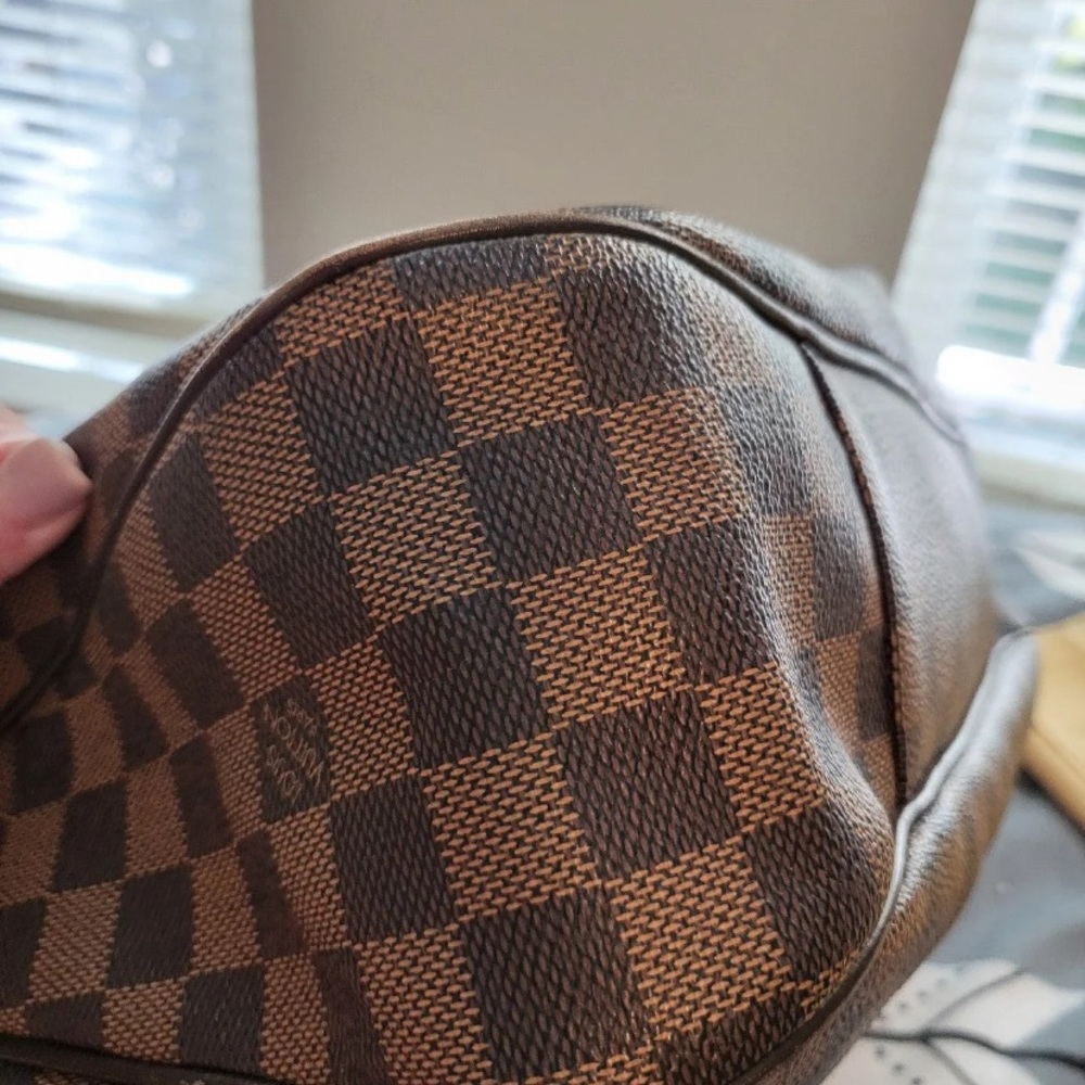 Louis Vuitton Brown Checkered Shoulder Bag - Picture 6 of 16